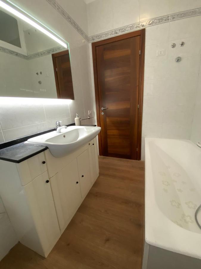 Aquamarine Apartment Кастелламмаре-ди-Стабия Экстерьер фото